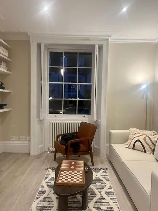 Ferienwohnung New Flat In Holland Park London Exterior foto